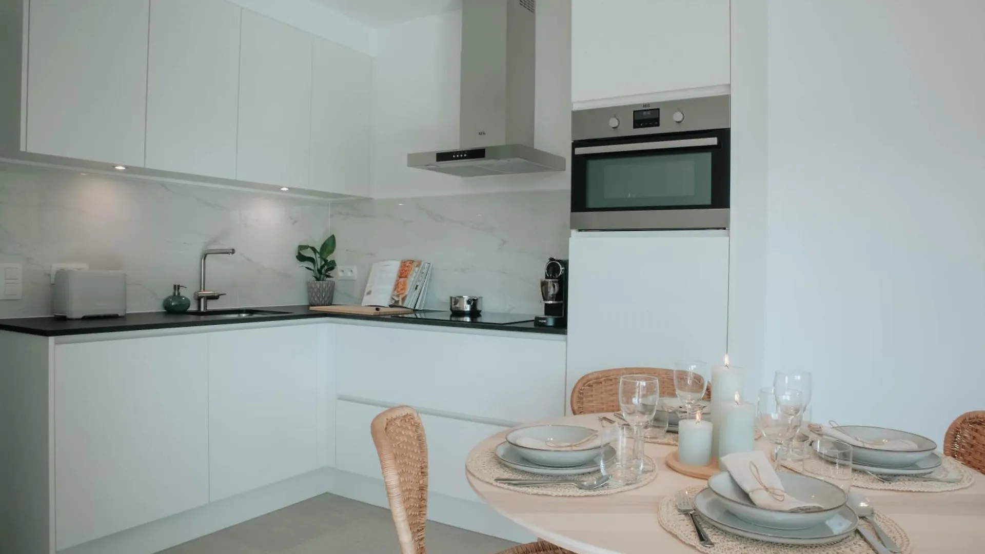Nieuw Appartement Nabij Het Strand Met Privegarage Ostend